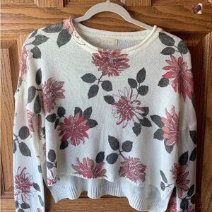 Altar’s state light weight sweater